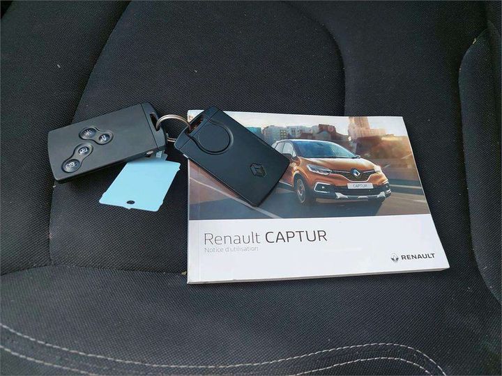 Photo 6 VIN: VF12R011560379869 - RENAULT CAPTUR 