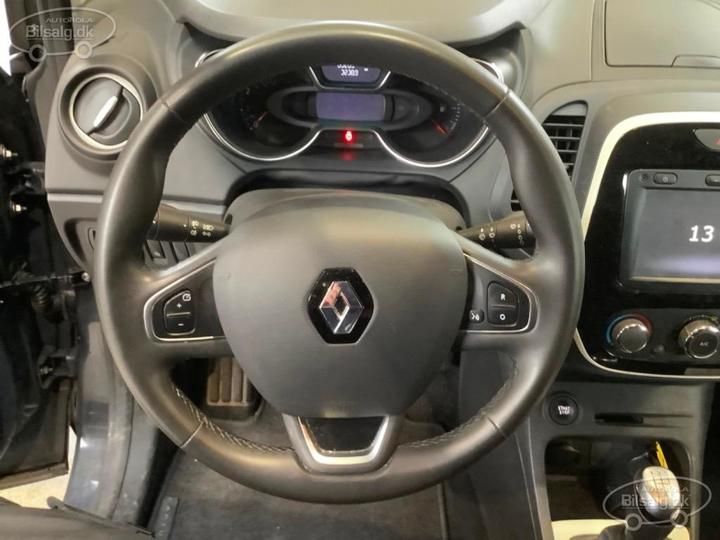 Photo 5 VIN: VF12R011560482760 - RENAULT CAPTUR VAN 