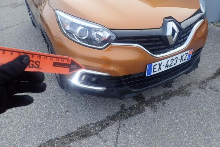 Photo 17 VIN: VF12R011560634556 - RENAULT CAPTUR 