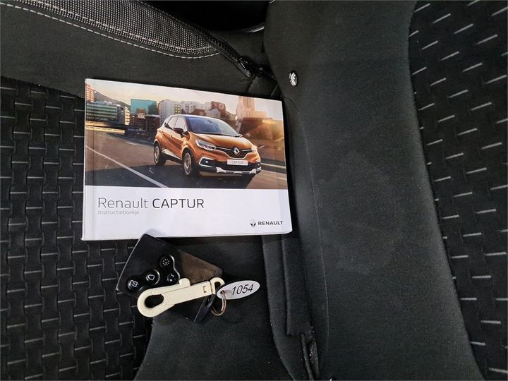 Photo 6 VIN: VF12R031660604913 - RENAULT CAPTUR 