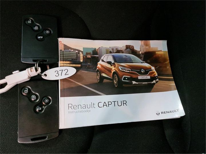 Photo 9 VIN: VF12R051558451583 - RENAULT CAPTUR 