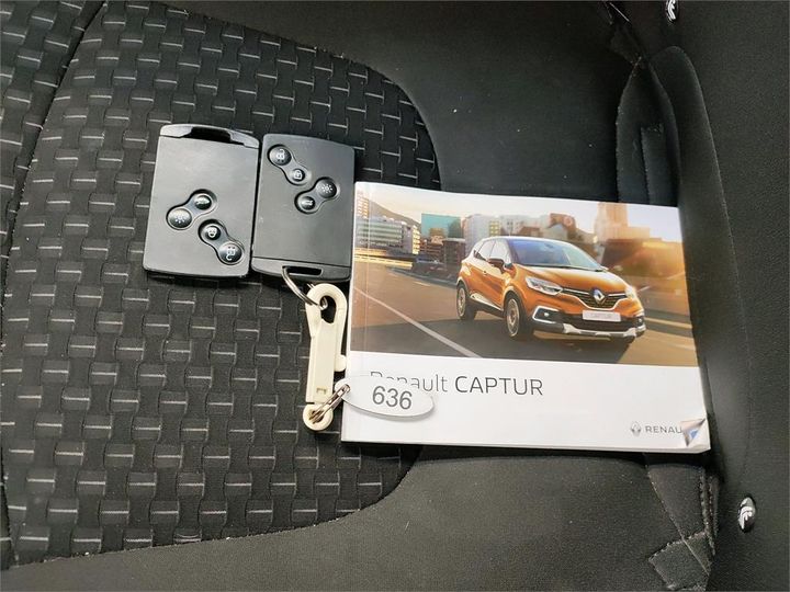 Photo 9 VIN: VF12R051559174281 - RENAULT CAPTUR 