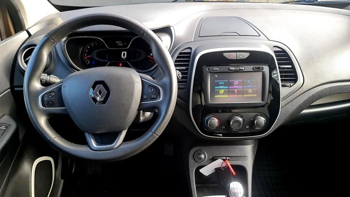 Photo 10 VIN: VF12R051559553481 - RENAULT CAPTUR SUV 