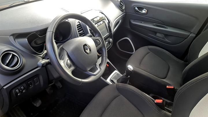 Photo 17 VIN: VF12R051559553481 - RENAULT CAPTUR SUV 