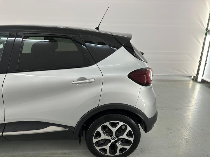 Photo 13 VIN: VF12R051560383897 - RENAULT CAPTUR 