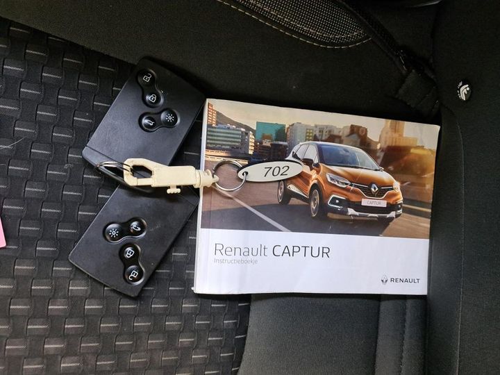 Photo 8 VIN: VF12R051560392497 - RENAULT CAPTUR 