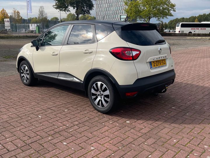 Photo 2 VIN: VF12R401E52274167 - RENAULT CAPTUR 