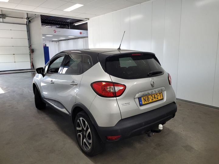 Photo 2 VIN: VF12RA11A56808107 - RENAULT CAPTUR 