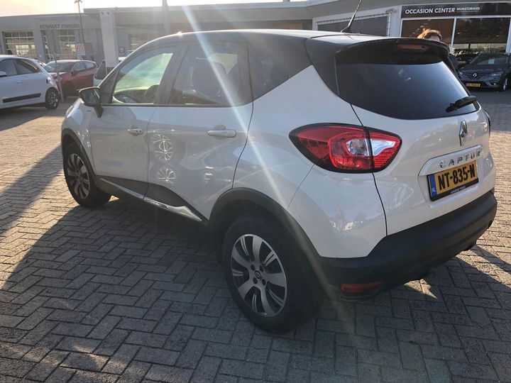 Photo 2 VIN: VF12RA11A56833712 - RENAULT CAPTUR 