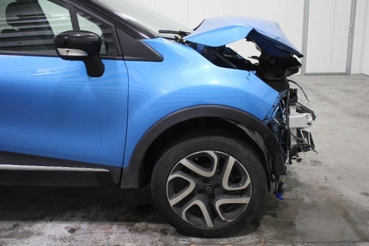 Photo 6 VIN: VF12RA11A57980141 - RENAULT CAPTUR SUV 