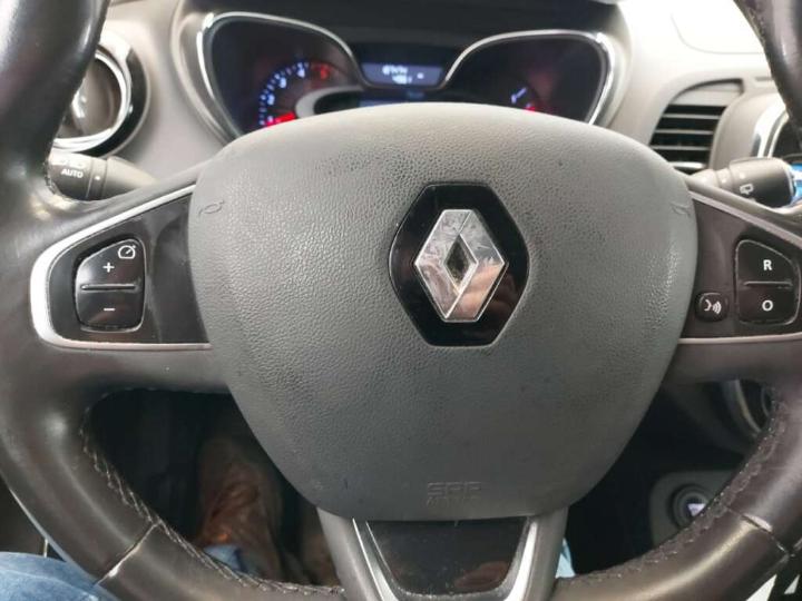 Photo 11 VIN: VF12RAJ1A55670894 - RENAULT CAPTUR 