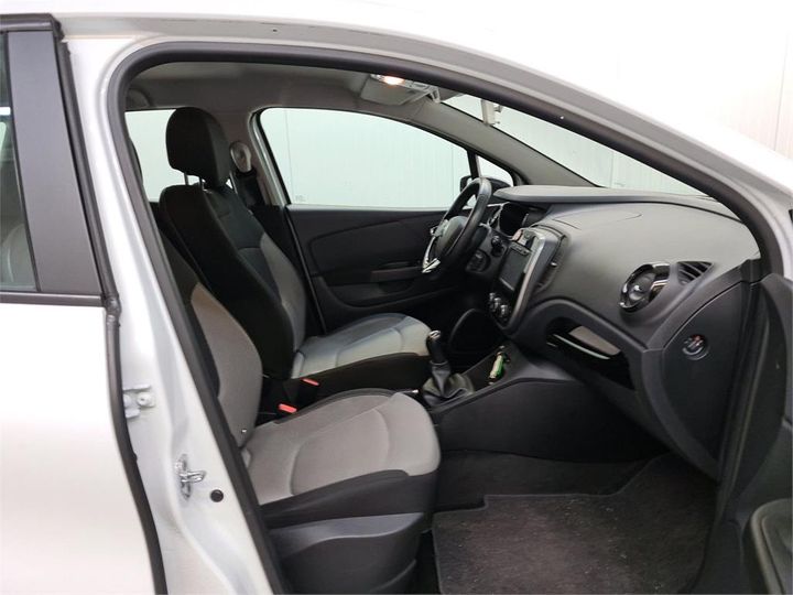 Photo 5 VIN: VF12RAJ1A55978077 - RENAULT CAPTUR 