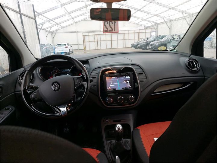 Photo 2 VIN: VF12RAJ1A56884784 - RENAULT CAPTUR 