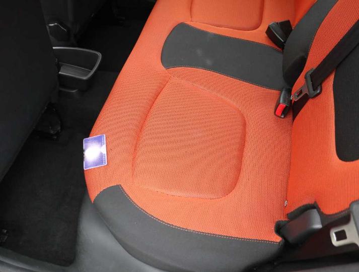 Photo 24 VIN: VF12RAJ1A57848925 - RENAULT CAPTUR 