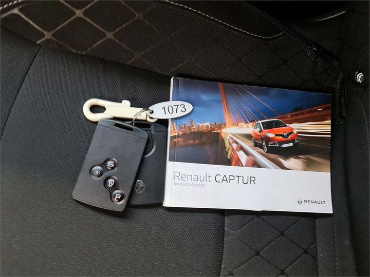 Photo 9 VIN: VF12RAJ1D56232009 - RENAULT CAPTUR 