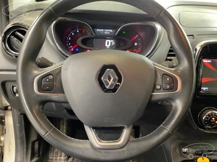 Photo 13 VIN: VF12RAJ1D56987246 - RENAULT CAPTUR SUV 