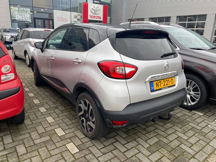 Photo 2 VIN: VF12RAU1D57046022 - RENAULT CAPTUR 