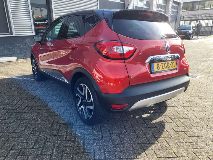 Photo 2 VIN: VF12RC01E51799963 - RENAULT CAPTUR 