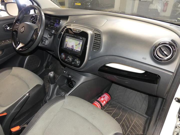 Photo 3 VIN: VF12RFL1H52995300 - RENAULT CAPTUR 