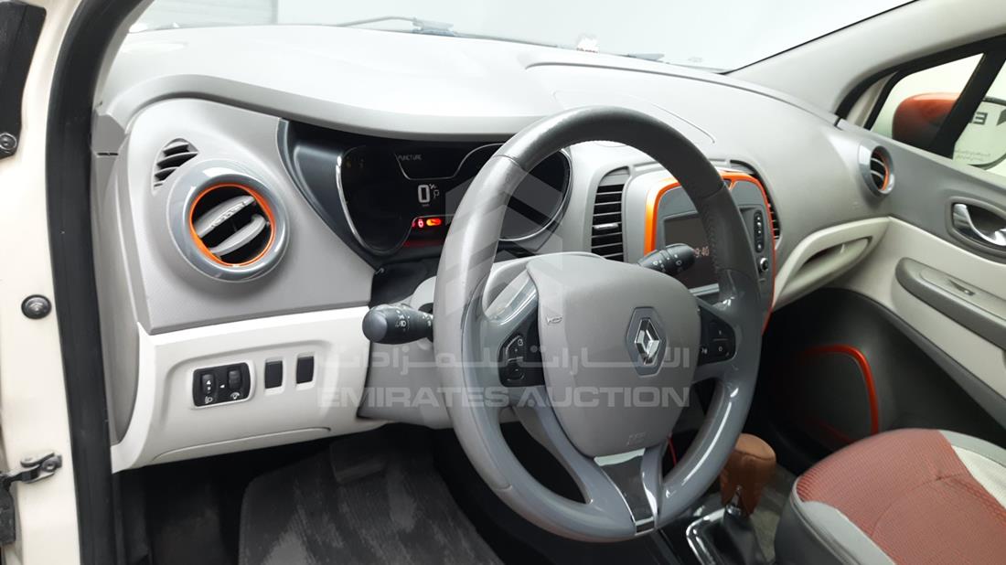 Photo 10 VIN: VF12RRHEXFW528782 - RENAULT CAPTUR 