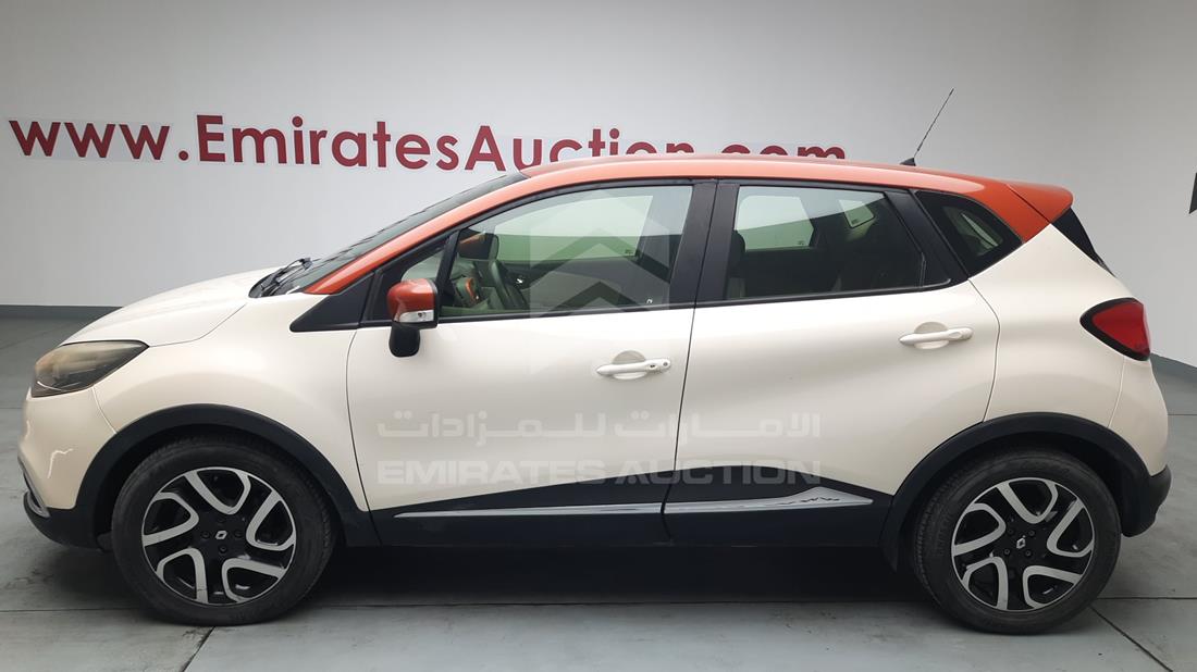 Photo 4 VIN: VF12RRHEXFW528782 - RENAULT CAPTUR 