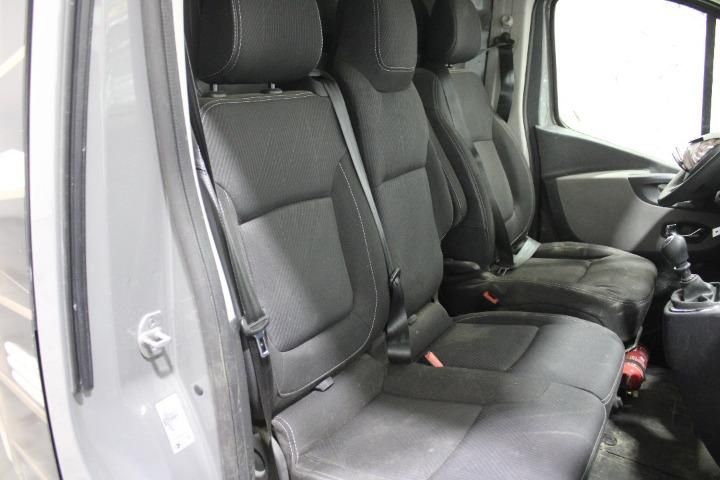 Photo 9 VIN: VF13FL01855801017 - RENAULT TRAFIC PANEL VAN 