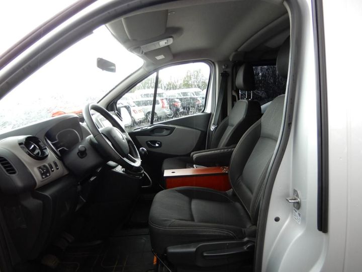 Photo 5 VIN: VF13JL61952332517 - RENAULT TRAFIC PASSENGER 