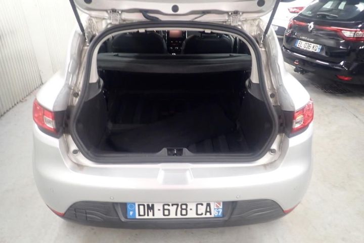 Photo 3 VIN: VF15R040H51969887 - RENAULT CLIO 5P SOCIETE (2 SEATS) 