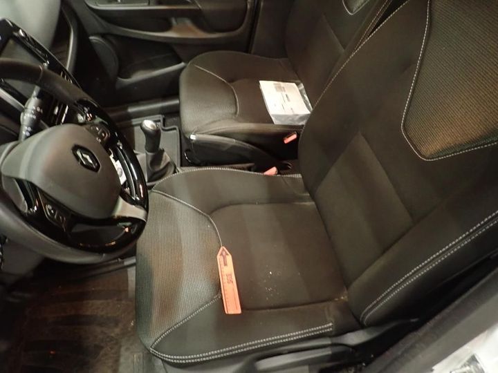 Photo 28 VIN: VF15R0J0A54598599 - RENAULT CLIO 5P SOCIETE (2 SEATS) 