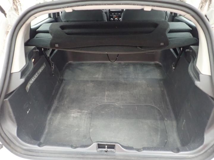 Photo 5 VIN: VF15R0J0A54771057 - RENAULT CLIO 5P SOCIETE (2 SEATS) 