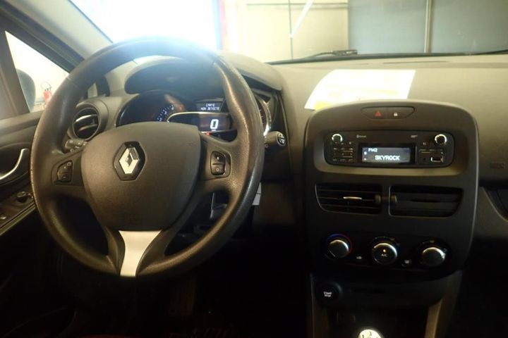 Photo 8 VIN: VF15R0J0A55344480 - RENAULT CLIO 5P SOCIETE (2 SEATS) 