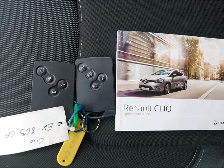 Photo 9 VIN: VF15R0J0A57185316 - RENAULT CLIO SOCIETE 