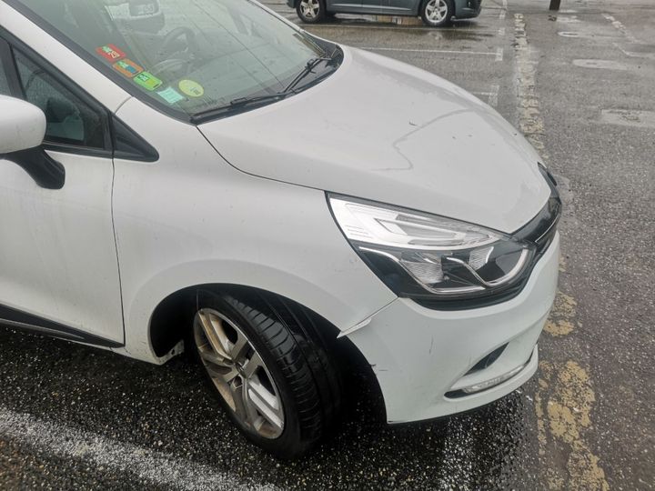 Photo 30 VIN: VF15R0J0A57818634 - RENAULT CLIO 