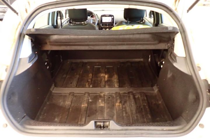 Photo 3 VIN: VF15R0J0A58015830 - RENAULT CLIO 5P SOCIETE (2 SEATS) 