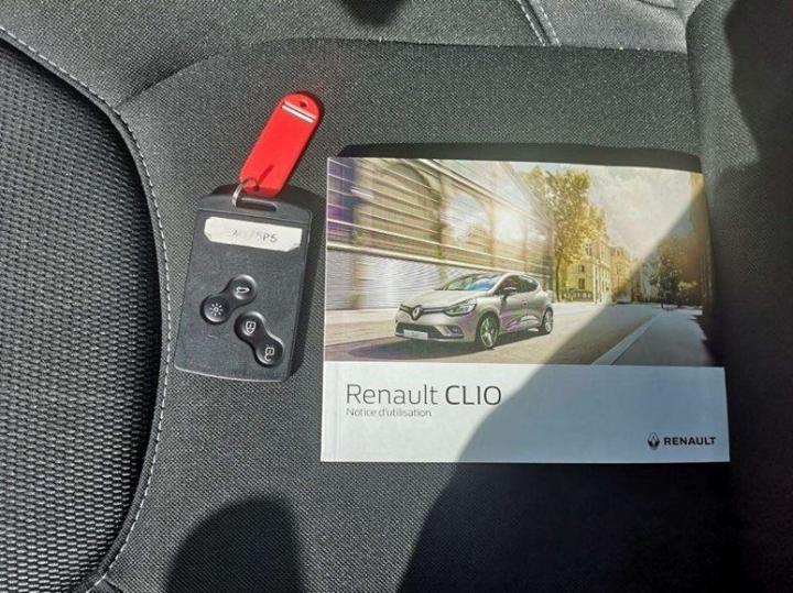 Photo 6 VIN: VF15R0J0A58106748 - RENAULT CLIO 