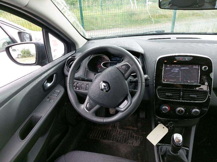 Photo 4 VIN: VF15R0J0A58121216 - RENAULT CLIO 