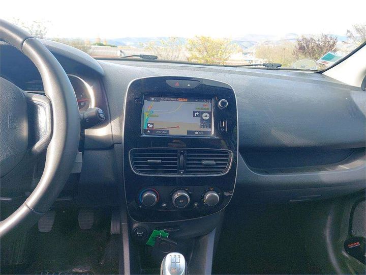 Photo 11 VIN: VF15R0J0A58807098 - RENAULT CLIO 