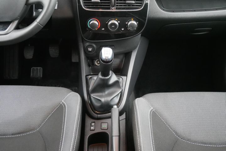 Photo 5 VIN: VF15R0J0A60823019 - RENAULT CLIO 