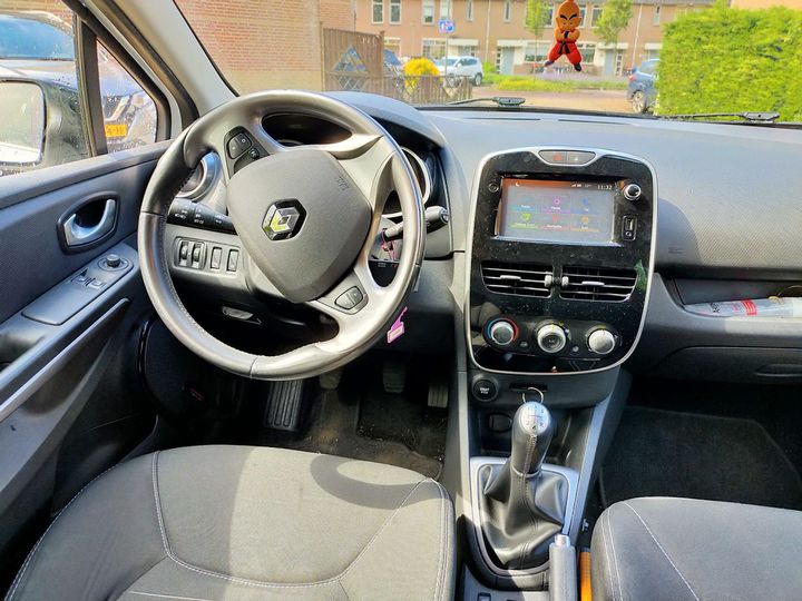 Photo 5 VIN: VF15R240A55658911 - RENAULT CLIO 