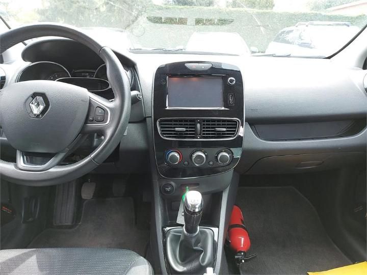 Photo 8 VIN: VF15R240A57241053 - RENAULT CLIO 