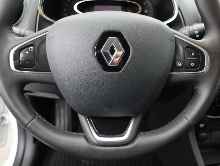 Photo 28 VIN: VF15R240A58952204 - RENAULT CLIO IV 