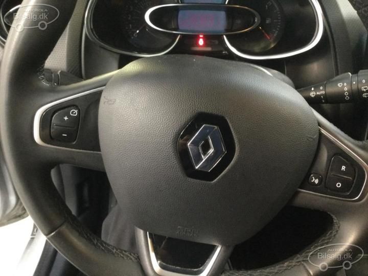 Photo 5 VIN: VF15R240A59398288 - RENAULT CLIO HATCHBACK 