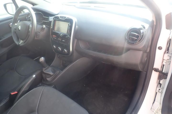 Photo 5 VIN: VF15R3L0H53345238 - RENAULT CLIO 5P SOCIETE (2 SEATS) 