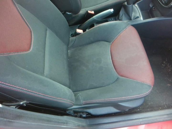 Photo 19 VIN: VF15RBF0A53942289 - RENAULT CLIO 5P SOCIETE (2 SEATS) 