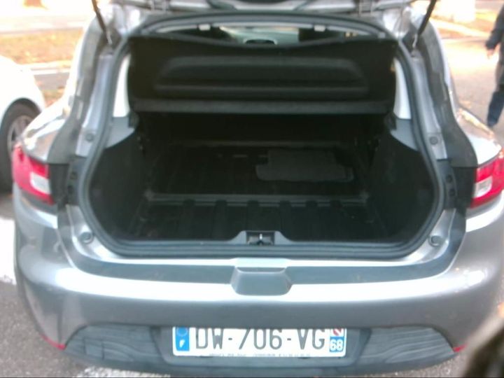 Photo 3 VIN: VF15RBF0A53943996 - RENAULT CLIO 5P SOCIETE (2 SEATS) 