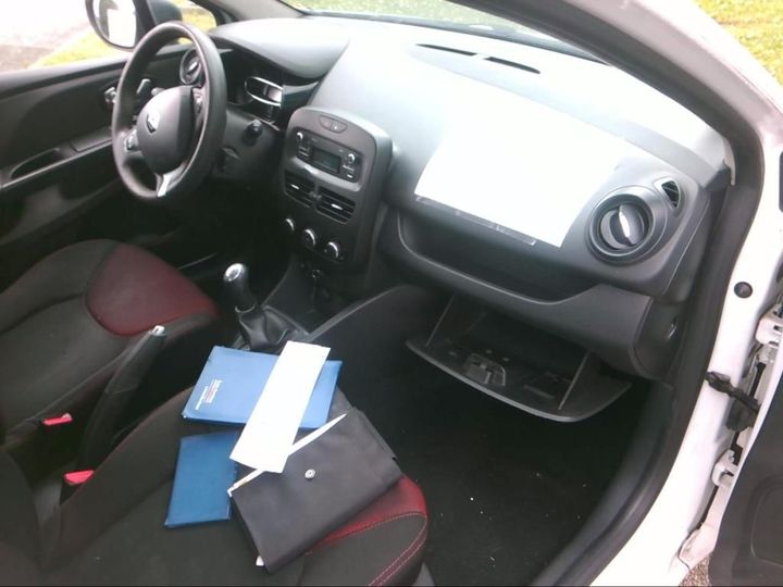 Photo 5 VIN: VF15RBF0A54003306 - RENAULT CLIO 5P SOCIETE (2 SEATS) 