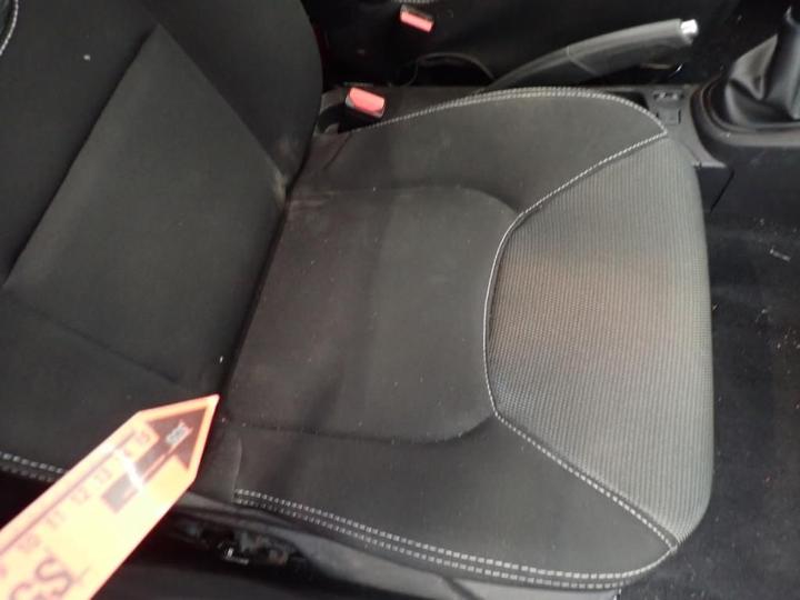 Photo 19 VIN: VF15RBF0A54370350 - RENAULT CLIO 5P SOCIETE (2 SEATS) 