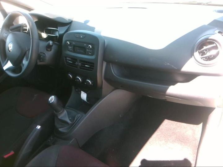 Photo 5 VIN: VF15RBF0A54730246 - RENAULT CLIO 5P SOCIETE (2 SEATS) 