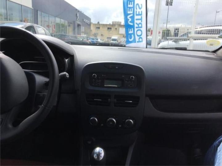 Photo 6 VIN: VF15RBF0A55046235 - RENAULT CLIO 5P SOCIETE (2 SEATS) 