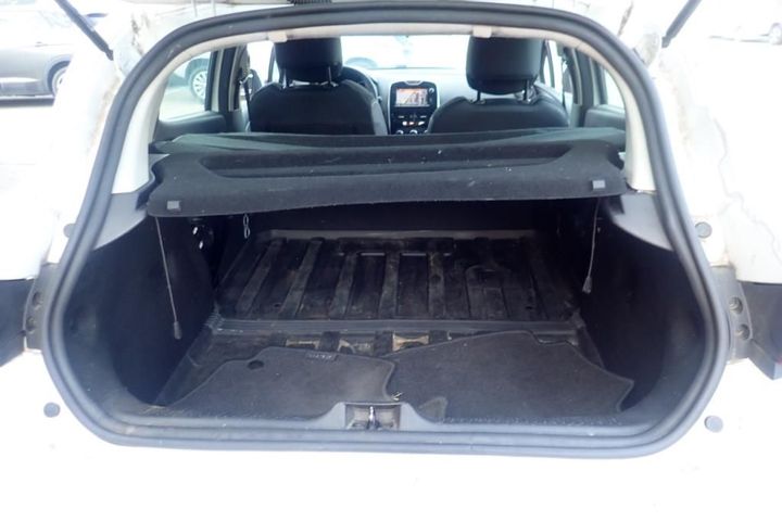 Photo 3 VIN: VF15RBF0A55113326 - RENAULT CLIO 5P SOCIETE (2 SEATS) 